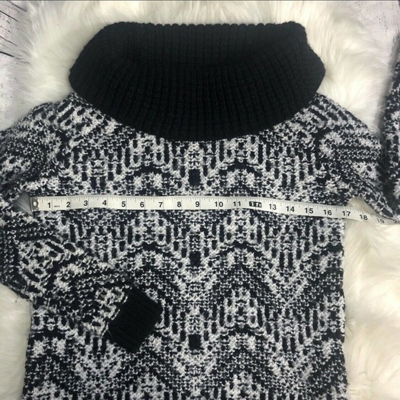 Abercrombie Sweater wool SZ XS Black Turtleneck - Picture 5 of 6